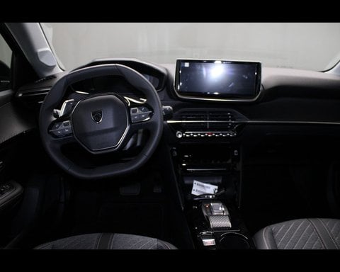 Auto Km0 A Piacenza | Peugeot 208 5P - Allure Hybrid 110Cv E-Dcs6