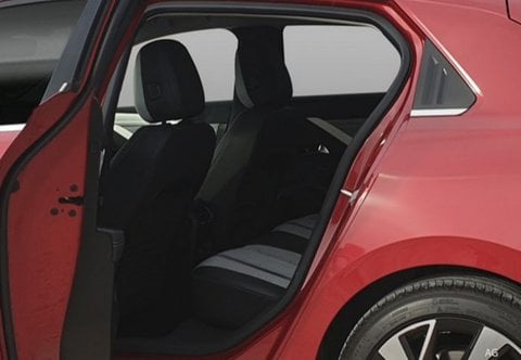 Auto Km0 A Piacenza | Opel Astra Nuova 1.6 Hybrid Business Elegance S&S 180Cv At8