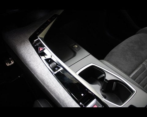 Auto Km0 A Piacenza | Peugeot 5008 Nuovo 1.2 Hybrid Gt 136Cv E-Dcs6