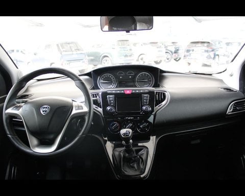 Auto Usate A Piacenza | Lancia Ypsilon Iii 2015 1.0 Firefly Hybrid Gold S&S 70Cv