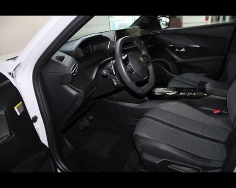 Auto Usate A Piacenza | Peugeot 2008 Ii 2023 1.2 Hybrid Allure 145Cv E-Dcs6