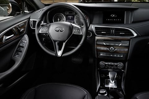 Auto Usate A Piacenza | Infiniti Q30 2.2D Premium City Black Awd 170Cv Dct