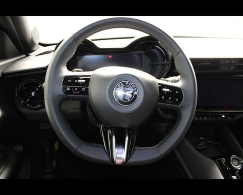 Auto Usate A Piacenza | Alfa Romeo Junior Ibrida Ibrida Speciale1.2 136Cv Hybrid Edct6