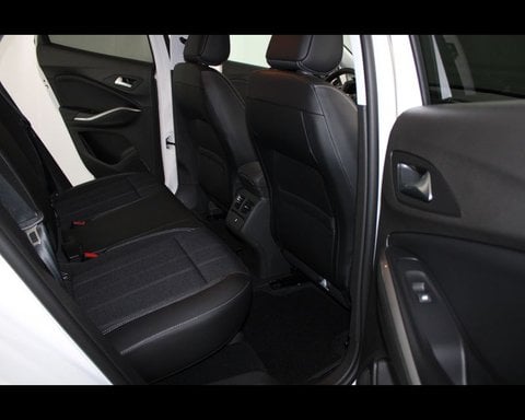 Auto Km0 A Piacenza | Opel Grandland 1.2 Business Elegance S&S 130Cv