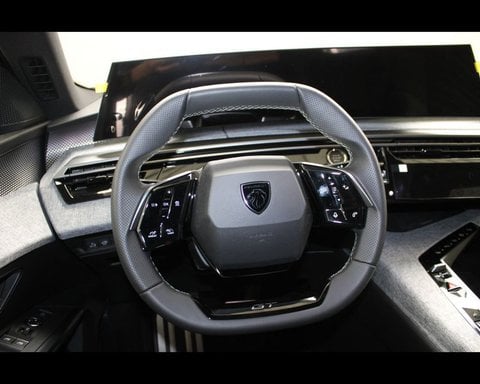 Auto Km0 A Piacenza | Peugeot 5008 Nuovo 1.2 Hybrid Gt 136Cv E-Dcs6