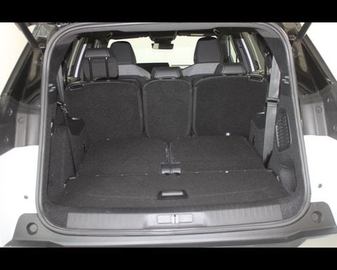 Auto Km0 A Piacenza | Peugeot 5008 Nuovo 1.2 Hybrid Gt 136Cv E-Dcs6