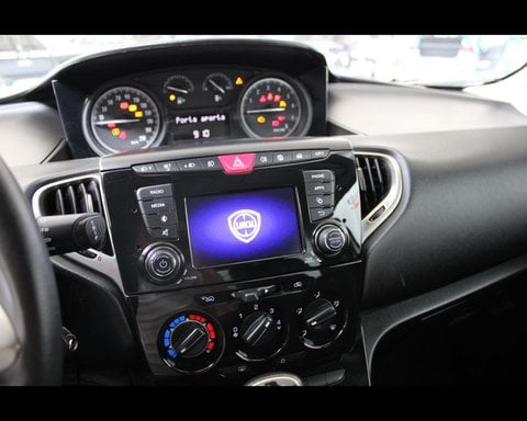 Auto Usate A Piacenza | Lancia Ypsilon Iii 2015 1.0 Firefly Hybrid Gold S&S 70Cv