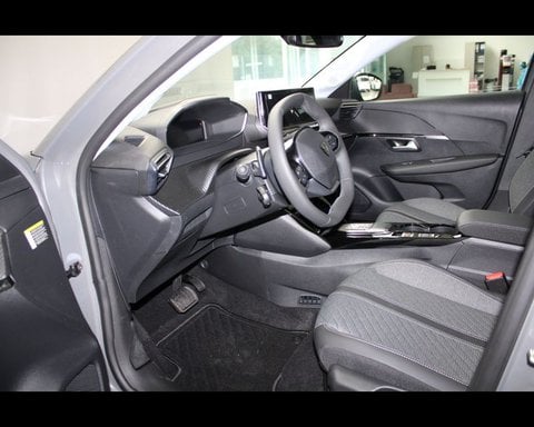 Auto Km0 A Piacenza | Peugeot 208 5P - Allure Hybrid 110Cv E-Dcs6