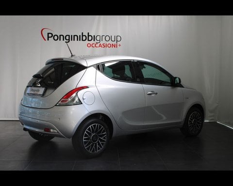 Auto Usate A Piacenza | Lancia Ypsilon Iii 2015 1.0 Firefly Hybrid Gold S&S 70Cv