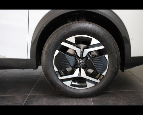 Auto Usate A Piacenza | Peugeot 2008 Ii 2023 1.2 Hybrid Allure 145Cv E-Dcs6