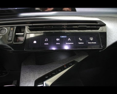 Auto Km0 A Piacenza | Peugeot 5008 Nuovo 1.2 Hybrid Gt 136Cv E-Dcs6