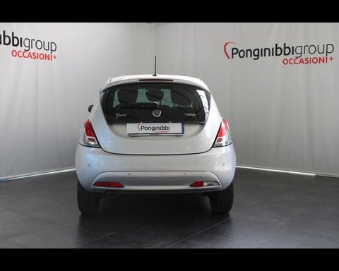 Auto Usate A Piacenza | Lancia Ypsilon Iii 2015 1.0 Firefly Hybrid Gold S&S 70Cv