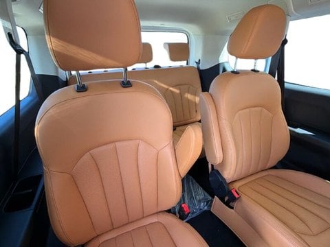 Auto Nuove Pronta Consegna A Teramo | Emc Emc7 Emc Nove Automatico 9 Posti
