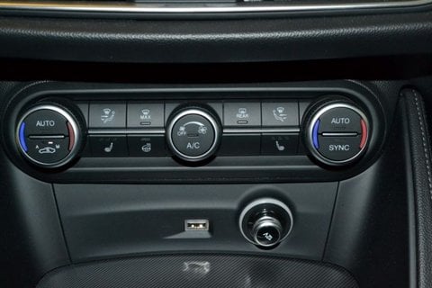 Auto Usate A Cagliari | Alfa Stelvio 2.2 Turbo Diesel 210Cv At8 Q4 Veloce
