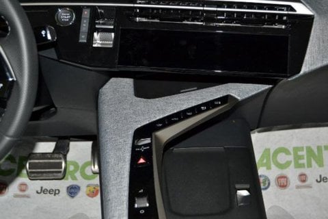 Auto Usate A Cagliari | Peugeot 3008 Nuova Gt - Hybrid 145 E-Dcs6