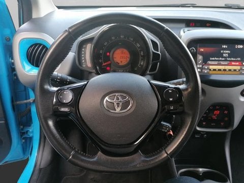 Auto Toyota Aygo Ii 2018 5P 5P 1.0 X-Play 72Cv Usate A Genova