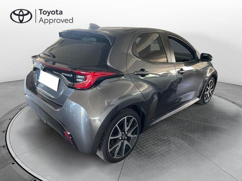 Auto Toyota Yaris 4ª Serie 1.5 Hybrid 5 Porte Lounge Usate A Lecce