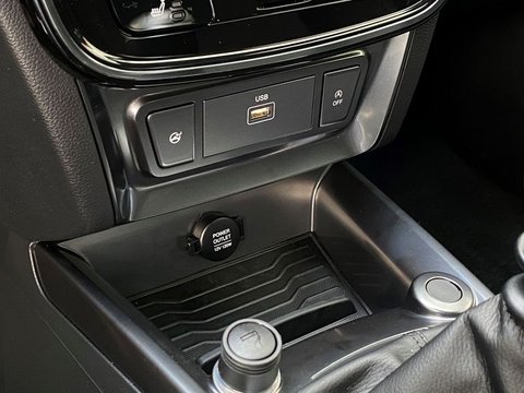 Auto Kgm Tivoli 1.2 Gdi Turbo 128 Cv 2Wd Comfort Nuove Pronta Consegna A Bari