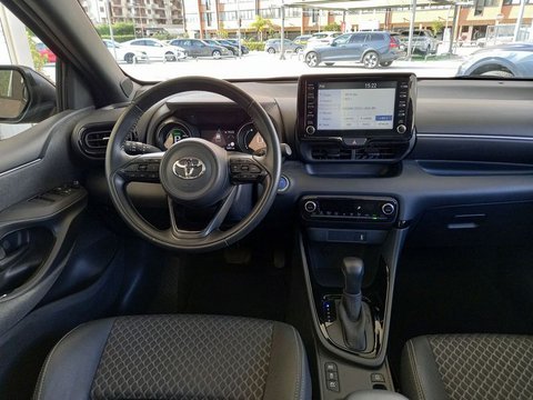 Auto Toyota Yaris 1.5 Hybrid 116 Cv Automatica 5 Porte Tetto Led Lounge Usate A Bari