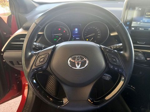 Auto Toyota C-Hr 1.8 Hybrid 122 Cv Automatica Trend Usate A Bari
