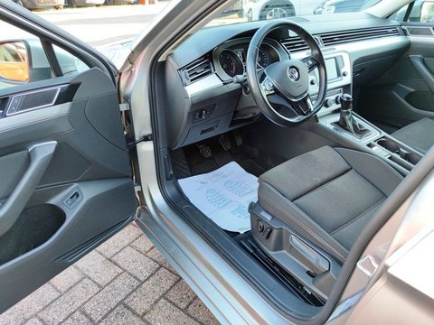 Auto Volkswagen Passat Viii Variant 2.0 Tdi Comfortline 150Cv Usate A Como