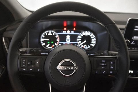 Auto Nissan Qashqai 1.3 Mild Hybrid Acenta 2Wd 158Cv Xtronic Km0 A Brescia