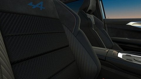 Auto Nuove Pronta Consegna A Brescia | Renault Austral 1.2 Full Hybrid E-Tech Series Esprit Alpin...