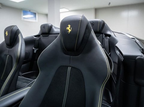 Auto Usate A Brescia | Ferrari Roma Spider Spider Iva Esposta-Nero Stellato-Carbonio