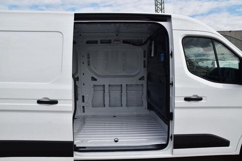 Auto Nuove Pronta Consegna A Brescia | Renault Master Iv T35 2.0 Blue Dci 105Cv L2H2 -Pronta Cons...