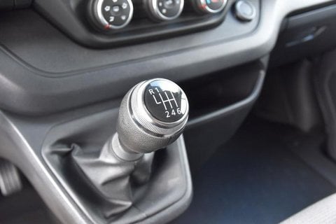 Auto Usate A Bergamo | Renault Trafic Iv Van T27 2.0 Blue Dci 130Cv L1H1 D.cab. - Km0 - Iva Esclu...