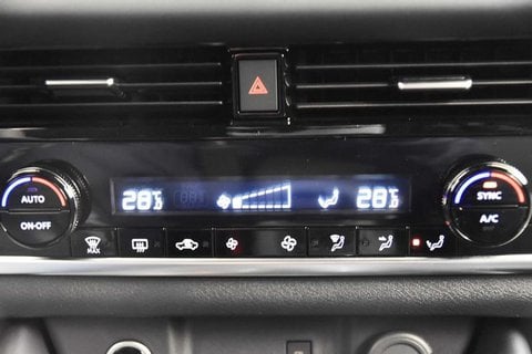 Auto Km0 A Brescia | Nissan Qashqai 1.3 Mild Hybrid Tekna 2Wd 158Cv Xtronic - Km0