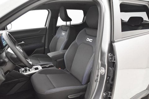 Auto Nuove Pronta Consegna A Brescia | Dacia Duster 1.6 Hybrid Journey 140Cv - Tasso Promo 3,99% ...