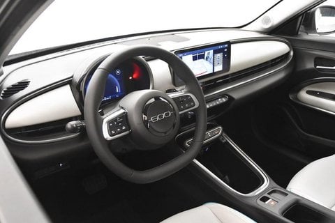 Auto Usate A Brescia | Fiat 600 1.2 Hybrid La Prima Ii 110Cv Auto Km 0 - Cerchi 18 - Navi - Led