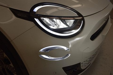 Auto Km0 A Brescia | Fiat 600 1.2 Hybrid La Prima Ii 110Cv Auto Km 0 - Cerchi 18 - Navi - Led