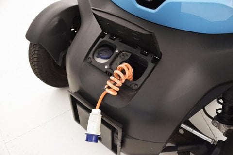 Auto Usate A Brescia | Renault Twizy 80 Life Flex - Batteria A Noleggio Da 50€ Al Mese