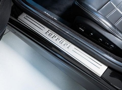 Auto Usate A Brescia | Ferrari California T Dct -Iva Esposta-Cerchi 20-Carbonio-Full Electric