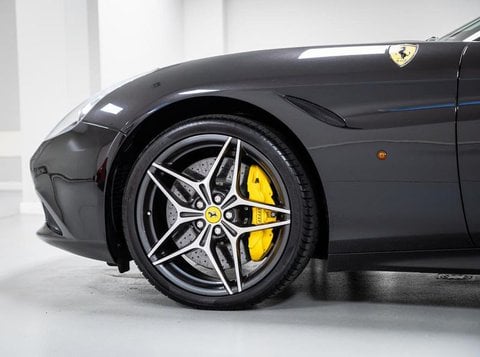 Auto Usate A Brescia | Ferrari California T Dct -Iva Esposta-Cerchi 20-Carbonio-Full Electric