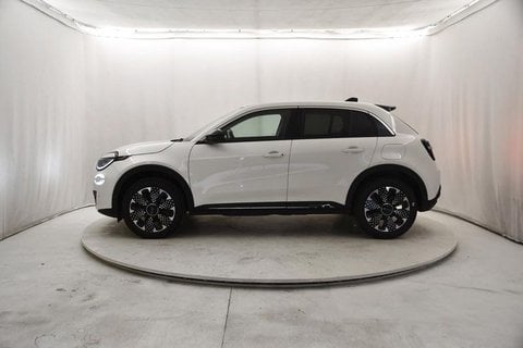 Auto Usate A Brescia | Fiat 600 1.2 Hybrid La Prima Ii 110Cv Auto Km 0 - Cerchi 18 - Navi - Led