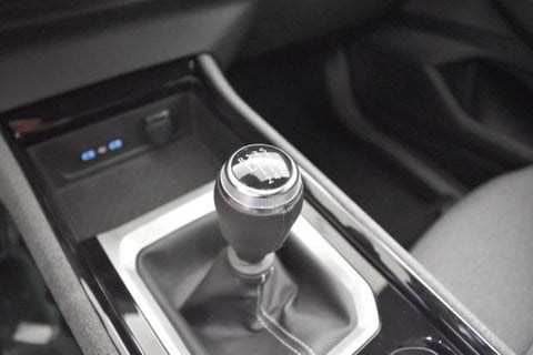 Auto Km0 A Bergamo | Renault Austral 1.2 Mild Hybrid Advanced Evolution 130Cv - Km0