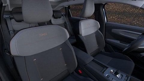 Auto Nuove Pronta Consegna A Brescia | Dacia Striker 1.8 Hybrid Extreme 155Cv Auto