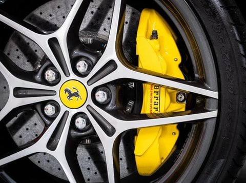 Auto Usate A Brescia | Ferrari California T Dct -Iva Esposta-Cerchi 20-Carbonio-Full Electric