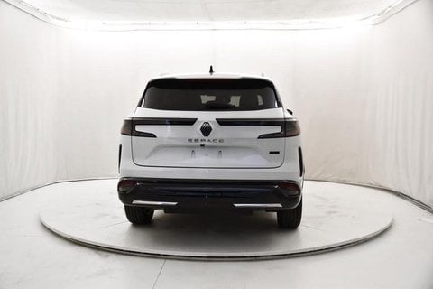 Auto Km0 A Brescia | Renault Espace 1.2 E-Tech Full Hybrid Techno 200Cv Auto