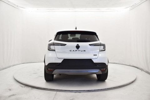 Auto Nuove Pronta Consegna A Bergamo | Renault Captur 1.8 Full Hybrid E-Tech Esprit Alpine 160Cv ...