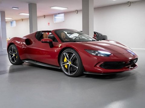 Auto Usate A Brescia | Ferrari 296 Gts 3.0 -Carbonio-Rosso Mugello-Sollevatore