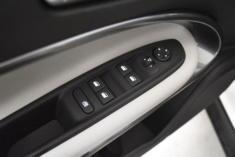 Auto Km0 A Brescia | Fiat 600 1.2 Hybrid La Prima Ii 110Cv Auto Km 0 - Cerchi 18 - Navi - Led