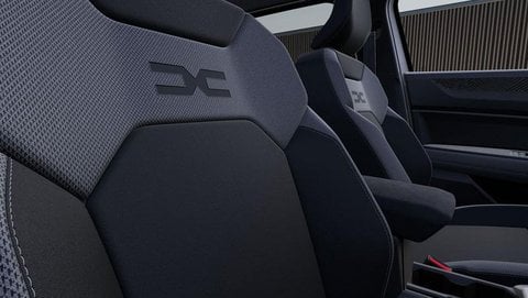Auto Nuove Pronta Consegna A Brescia | Dacia Duster 1.8 Hybrid Journey 155Cv Auto