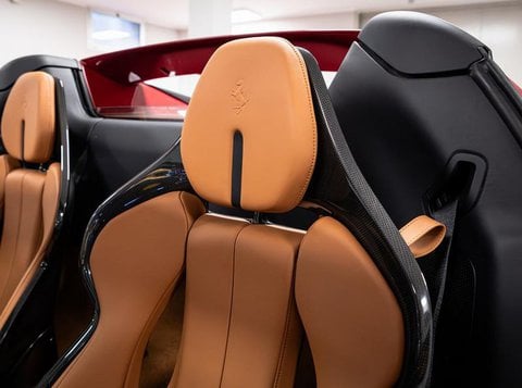 Auto Usate A Brescia | Ferrari 296 Gts 3.0 -Carbonio-Rosso Mugello-Sollevatore