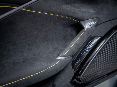 Auto Usate A Brescia | Ferrari Roma Spider Spider Iva Esposta-Nero Stellato-Carbonio