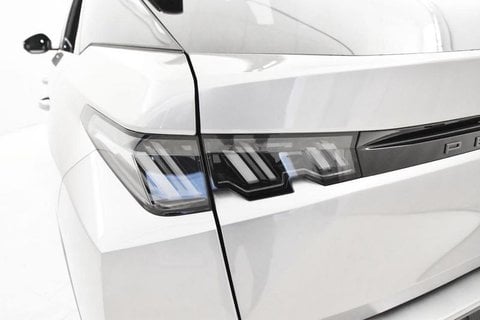 Auto Usate A Brescia | Peugeot 3008 1.2 Hybrid Allure 136Cv E-Dcs6 Km 0,Cerchi 19,Keyless,360
