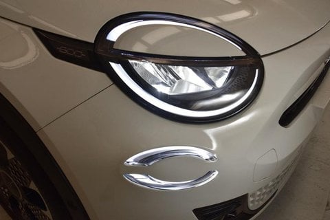 Auto Usate A Brescia | Fiat 600 1.2 Hybrid La Prima Ii 110Cv Auto Km 0 - Cerchi 18 - Navi - Led